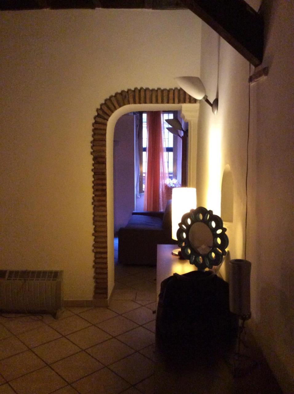 JUSTACASA alla SCALA Trastevere Roma Esterno foto