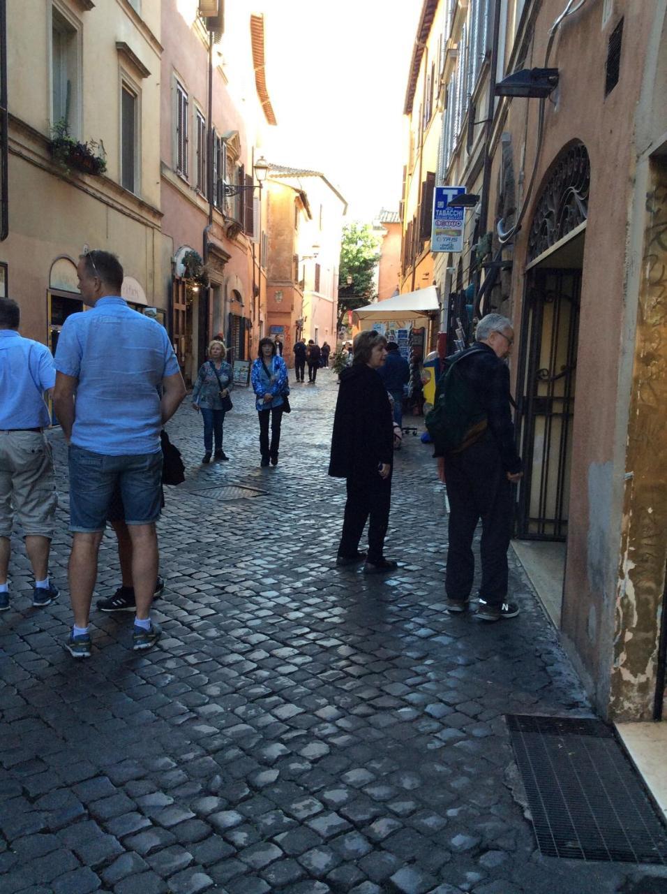 JUSTACASA alla SCALA Trastevere Roma Esterno foto