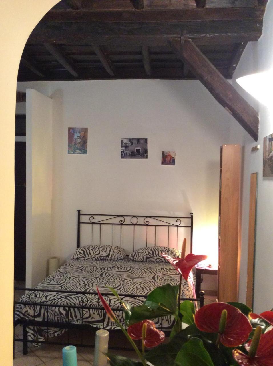 JUSTACASA alla SCALA Trastevere Roma Esterno foto